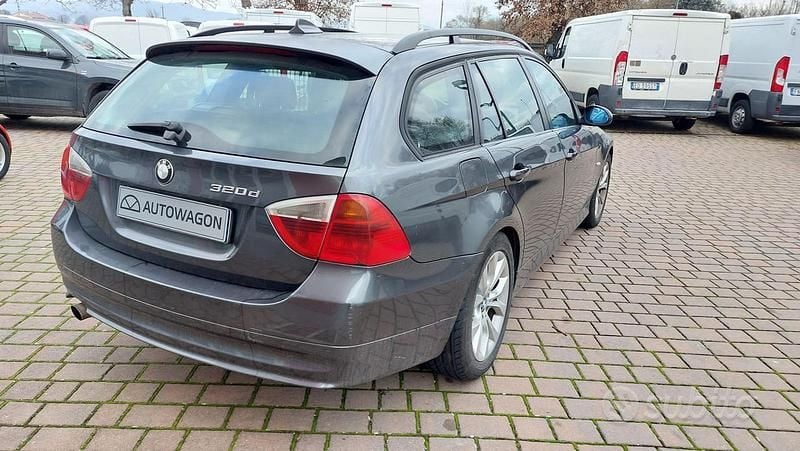 Occasion BMW 320 Efficient Dynamics 163 ch (119 kW) 2006 Gris Break