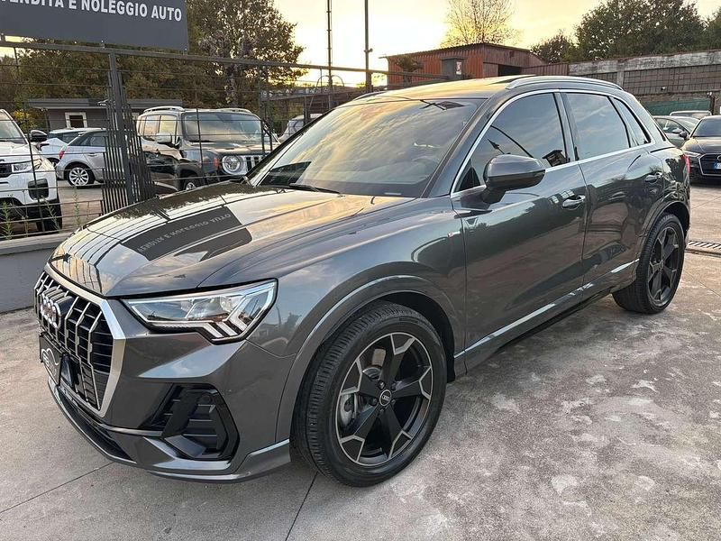 Grigio Usata 2019 Audi Q3 S-Line SUV | 29.900 € (Buon prezzo) - Immagine 1/4