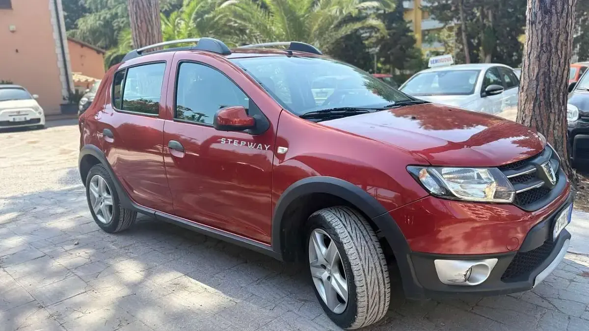 Usata Dacia Sandero Stepway 90 CV (66 kW) 2013 Other Berlina