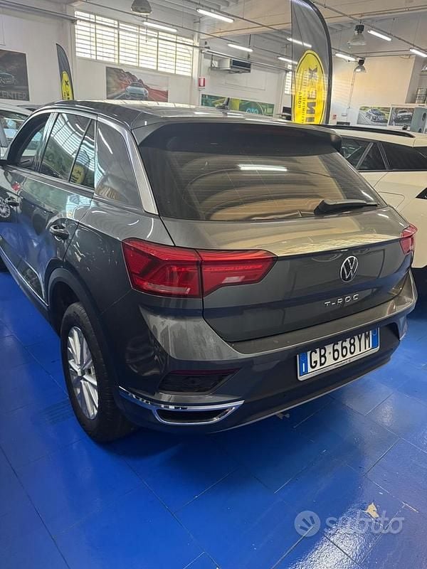 Marrone Usata 2020 VW T-Roc Style SUV | 20.500 € (Super prezzo) - Immagine 1/4