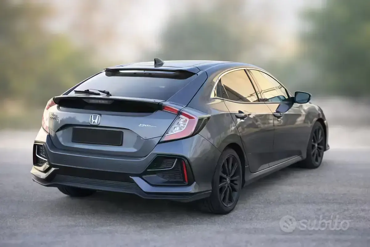 Usata Honda Civic 126 CV (92 kW) 2021 Berlina