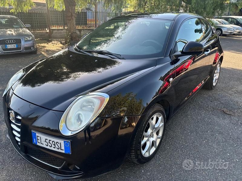 Nero Usata 2012 Alfa Romeo MiTo Distinctive Due volumi | 5800 € (Buon prezzo) - Immagine 1/4