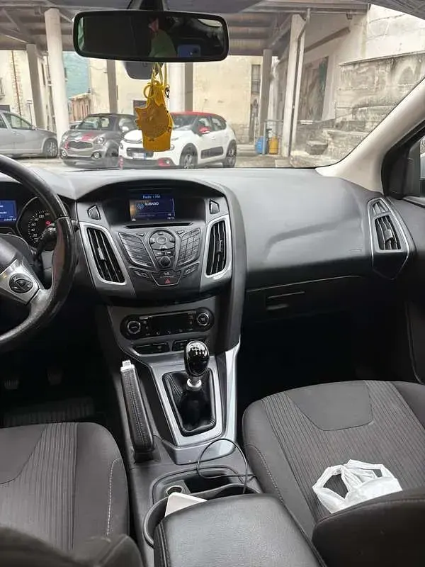Usata Ford Focus Titanium 116 CV (85 kW) 2013 Grigio Station wagon