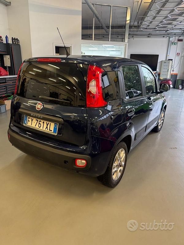 Usata Fiat Panda Lounge 69 CV (50 kW) 2020 Blu Utilitaria
