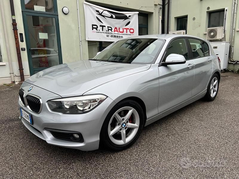 Usata BMW 116 Sport Line 116 CV (85 kW) 2016 Grigio Utilitaria