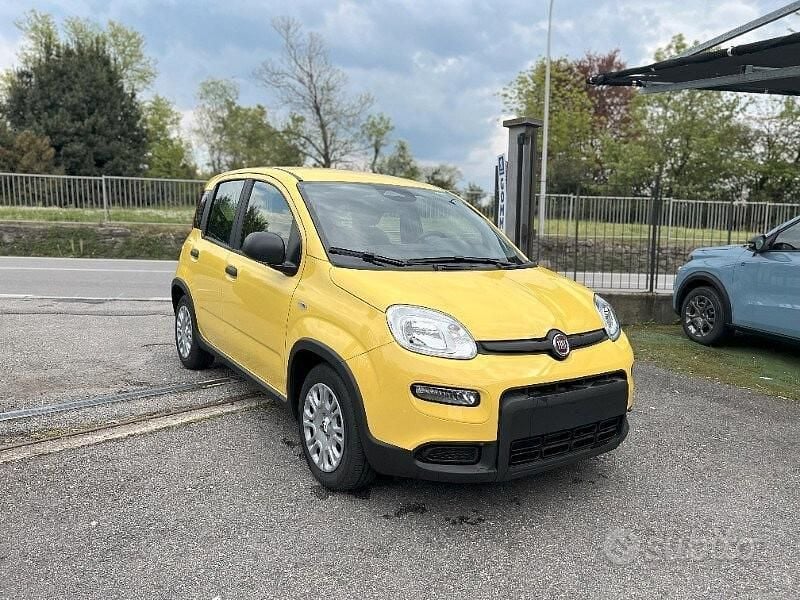 Nuova Fiat Panda S 69 CV (50 kW) 2025 Giallo Utilitaria
