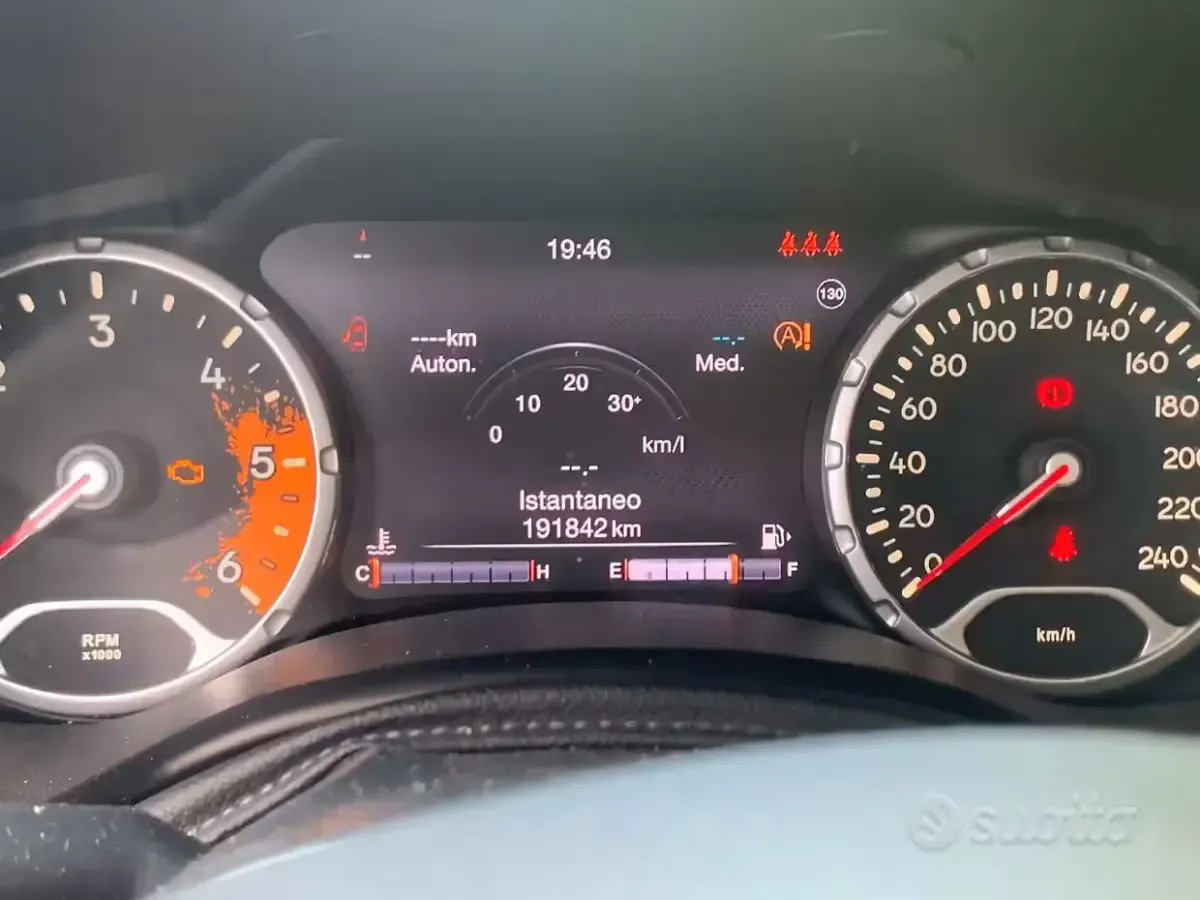 Usata Jeep Renegade 120 CV (88 kW) 2015 Nero SUV