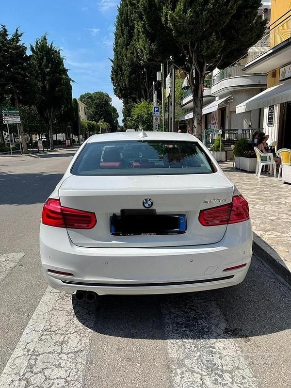 Usata BMW 320 Comfort Edition 190 CV (139 kW) 2015 Berlina