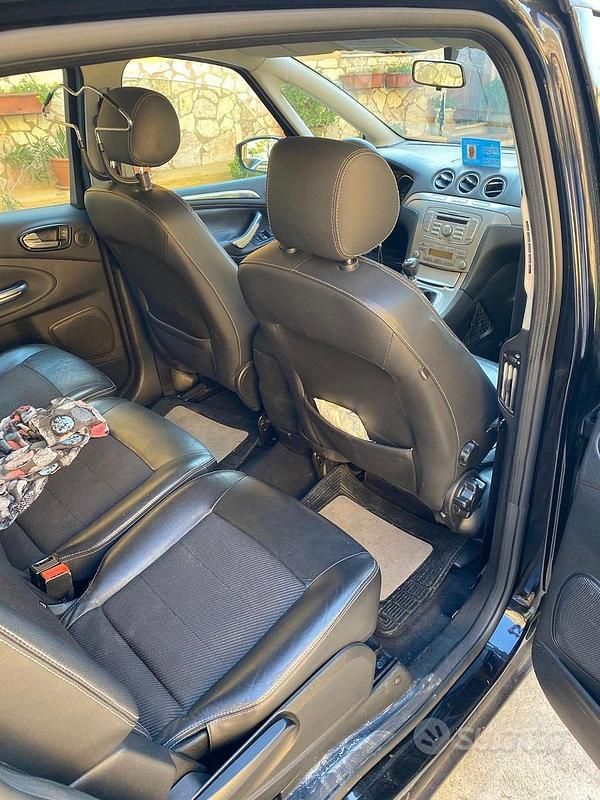 Usata Ford S-MAX 125 CV (91 kW) 2007 Nero Monovolume