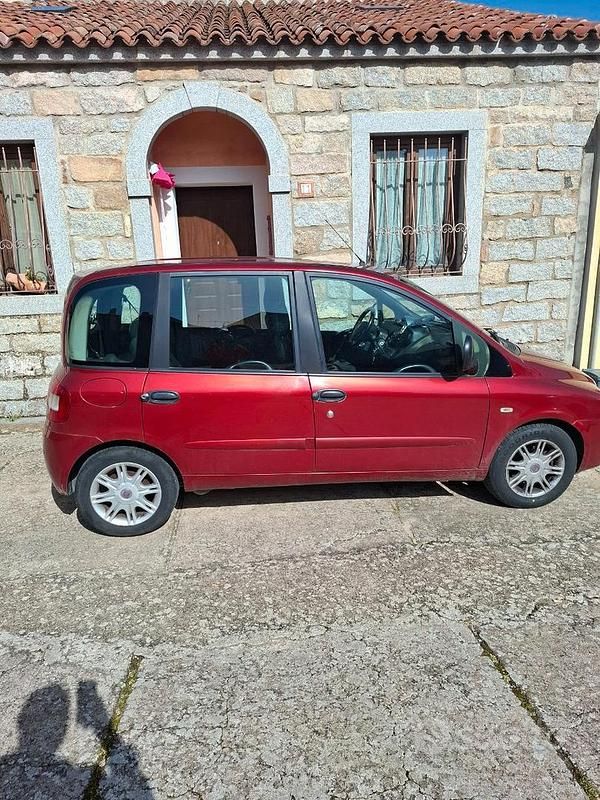 Usata Fiat Multipla 120 CV (88 kW) 2007 Monovolume