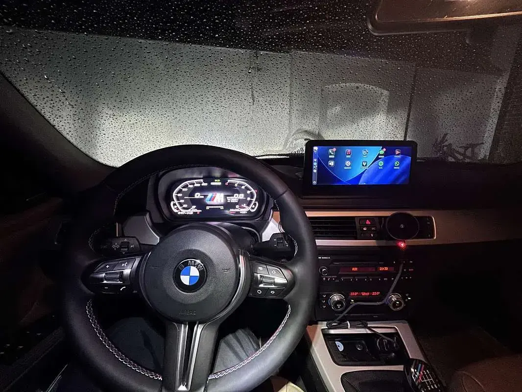 Usata BMW 320 Sport Line 177 CV (130 kW) 2009 Nero Station wagon