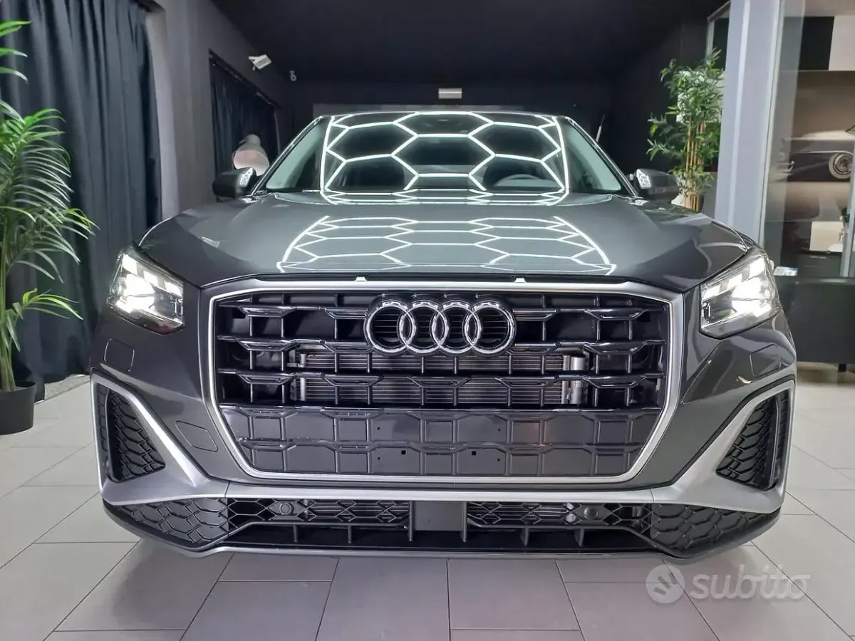 Nuova Audi Q2 Comfort 150 CV (110 kW) 2026 Grigio SUV