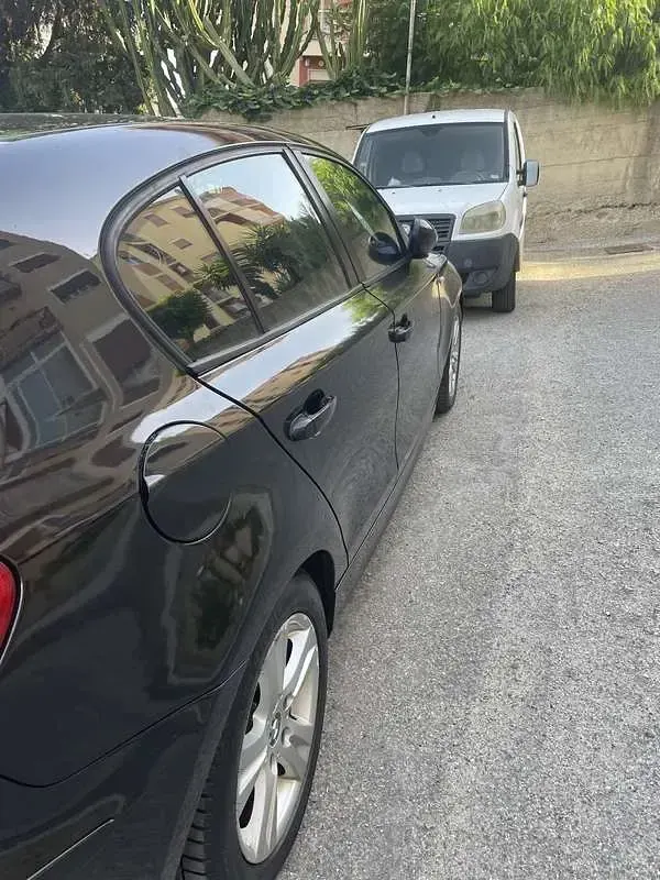 Usata BMW 118 143 CV (105 kW) 2007 Utilitaria