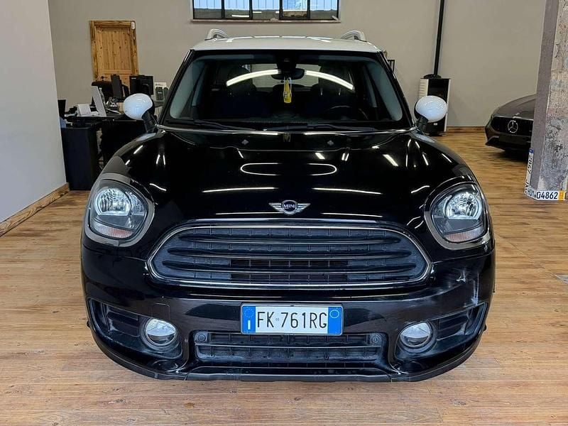 Usata Mini Cooper D Countryman Business 150 CV (110 kW) 2017 Nero SUV