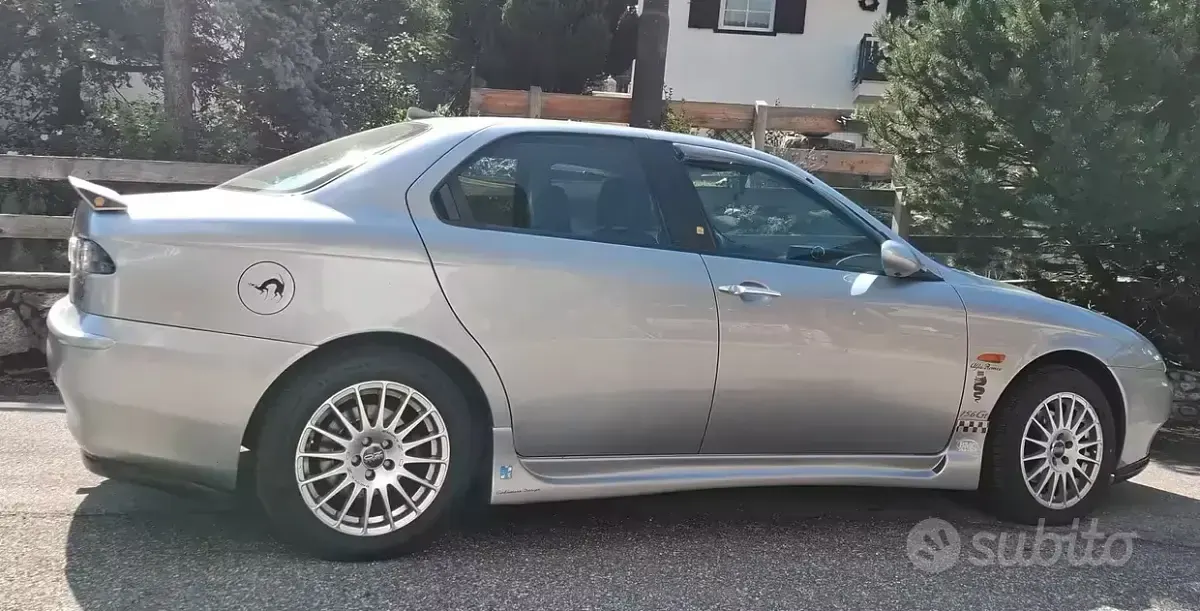 Usata Alfa Romeo 156 120 CV (88 kW) 2002 Grigio Berlina