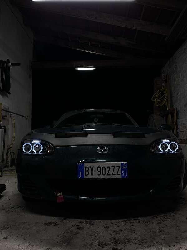 Usata Mazda MX5 110 CV (80 kW) 2001 Cabrio