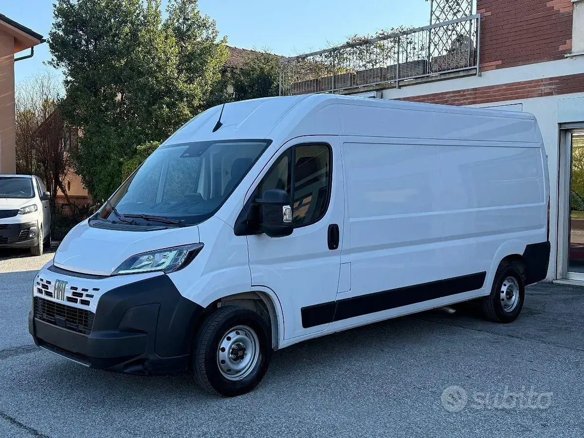 Usata Fiat Ducato 140 CV (102 kW) 2024 Bianco Furgone