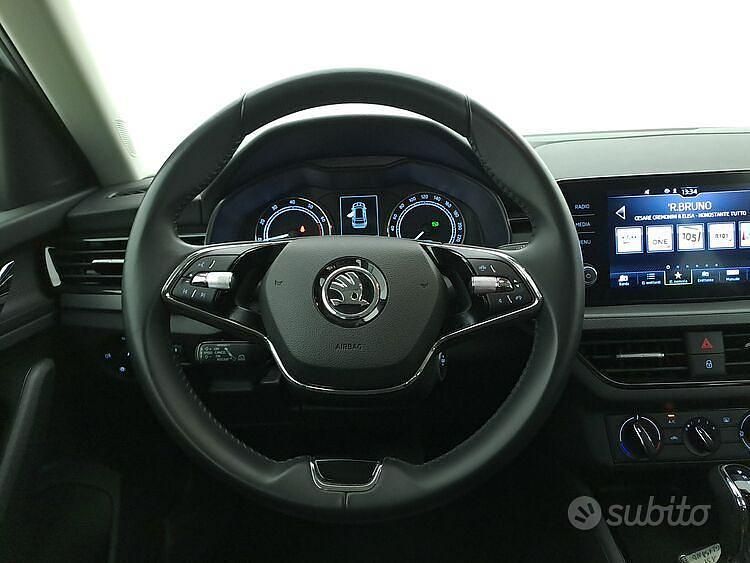 Usata Skoda Kamiq Ambition 110 CV (80 kW) 2022 Bianco SUV