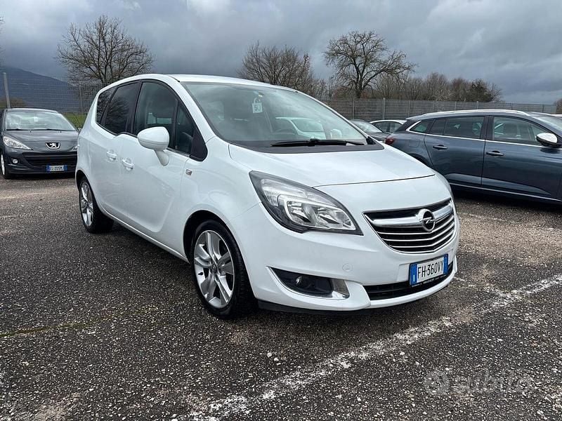 Usata Opel Meriva 119 CV (87 kW) 2017 Bianco Monovolume