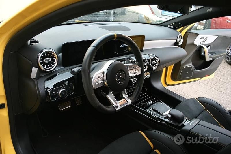 Usata Mercedes A45 AMG AMG 421 CV (309 kW) 2020 Giallo Berlina