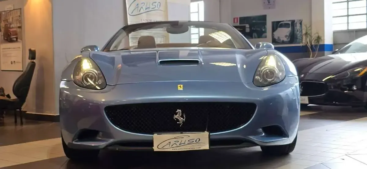 Usata Ferrari California 490 CV (360 kW) 2012 Grigio avio met 591  extracam Cabrio
