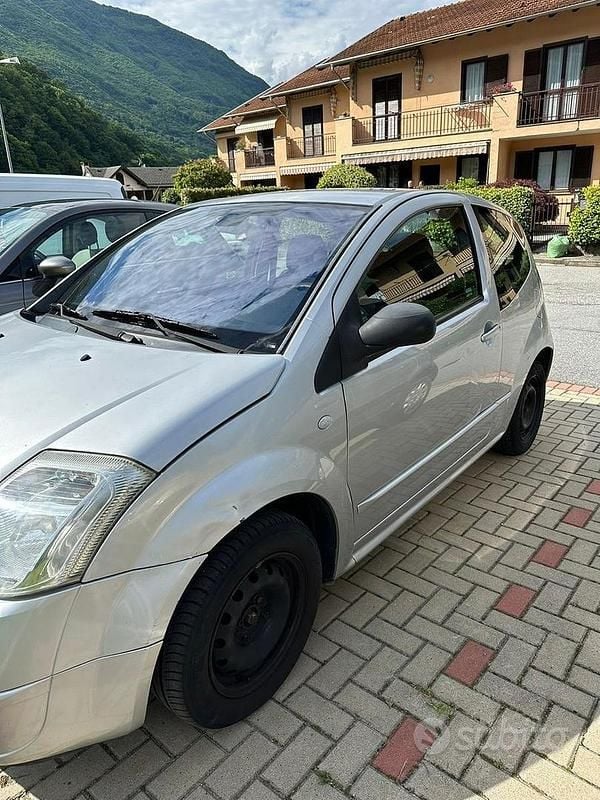 Usata Citroën C2 60 CV (44 kW) 2003 Grigio Utilitaria