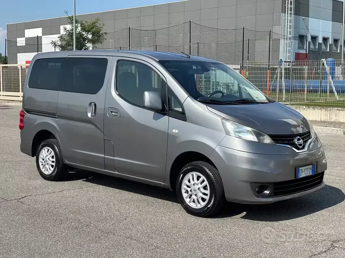 Usata Nissan Evalia Acenta+ 110 CV (80 kW) 2013 Grigio Monovolume