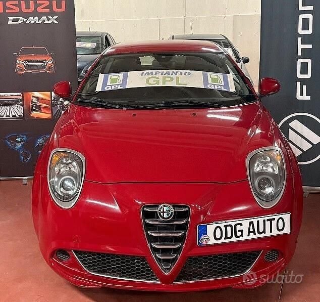 Usata Alfa Romeo MiTo 119 CV (87 kW) 2016 Rosso Utilitaria