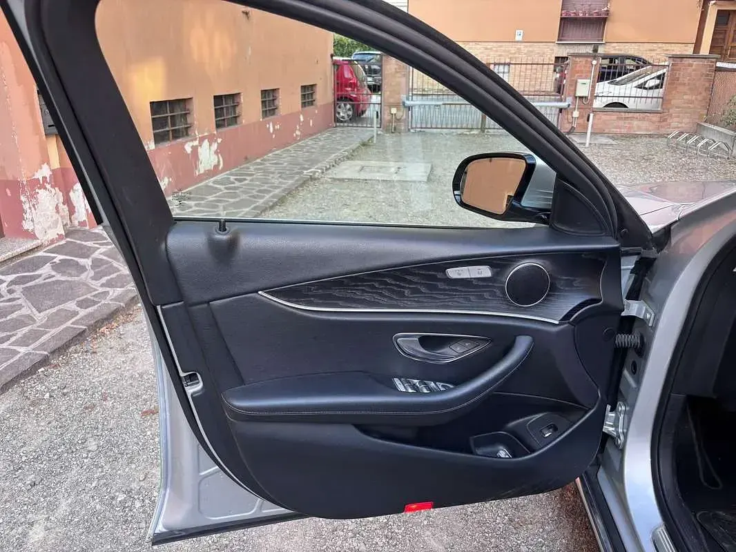 Usata Mercedes E220 194 CV (142 kW) 2018 Station wagon