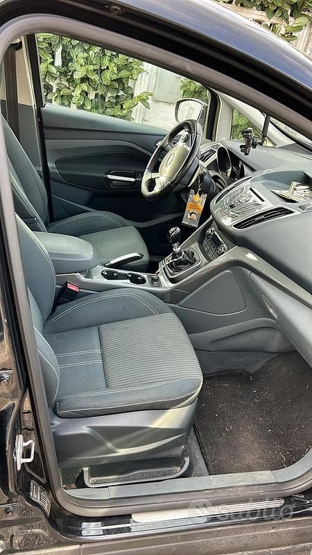 Usata Ford C-MAX 120 CV (88 kW) 2012 Nero Monovolume