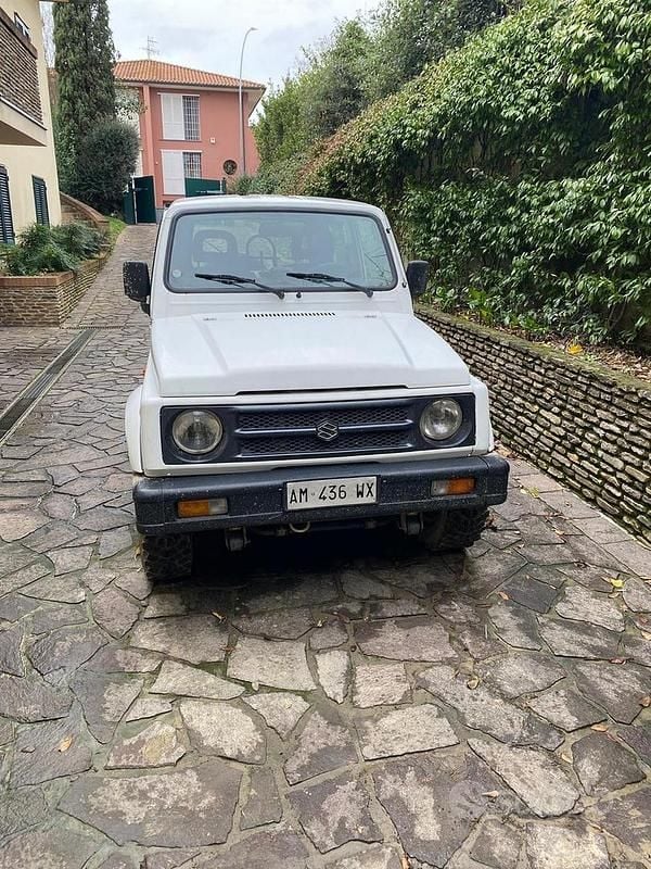 Usata 1996 Suzuki Samurai SUV | 6500 € (Buon prezzo) - Immagine 1/4