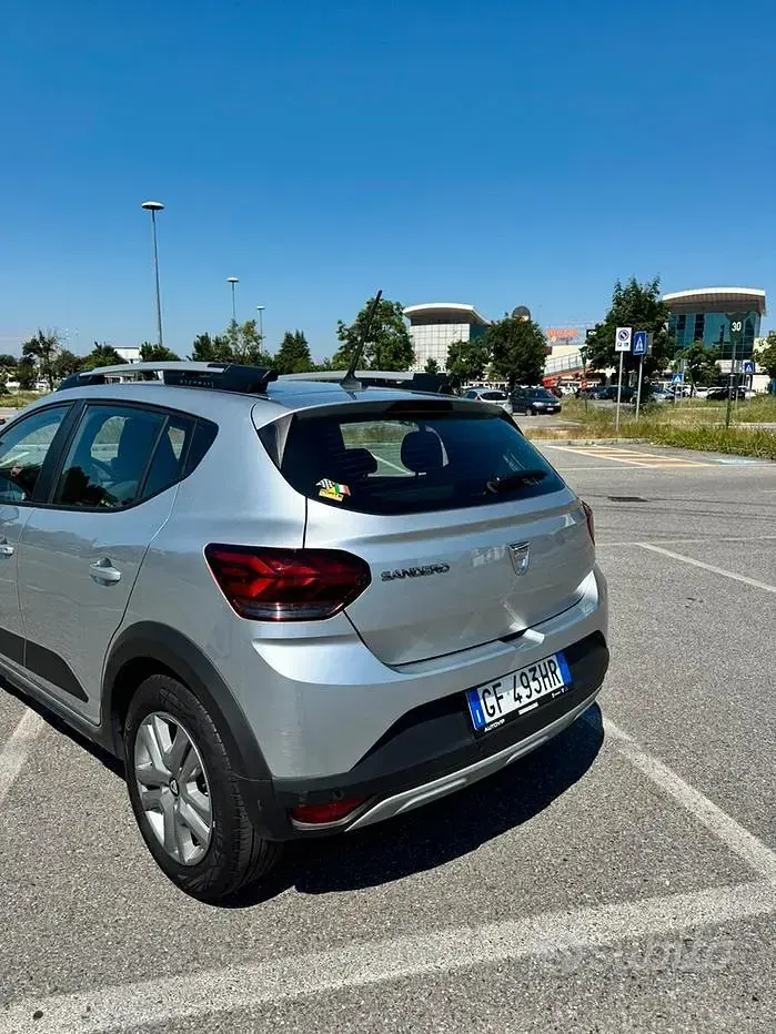 Usata Dacia Sandero Stepway 101 CV (74 kW) 2021 Grigio Berlina