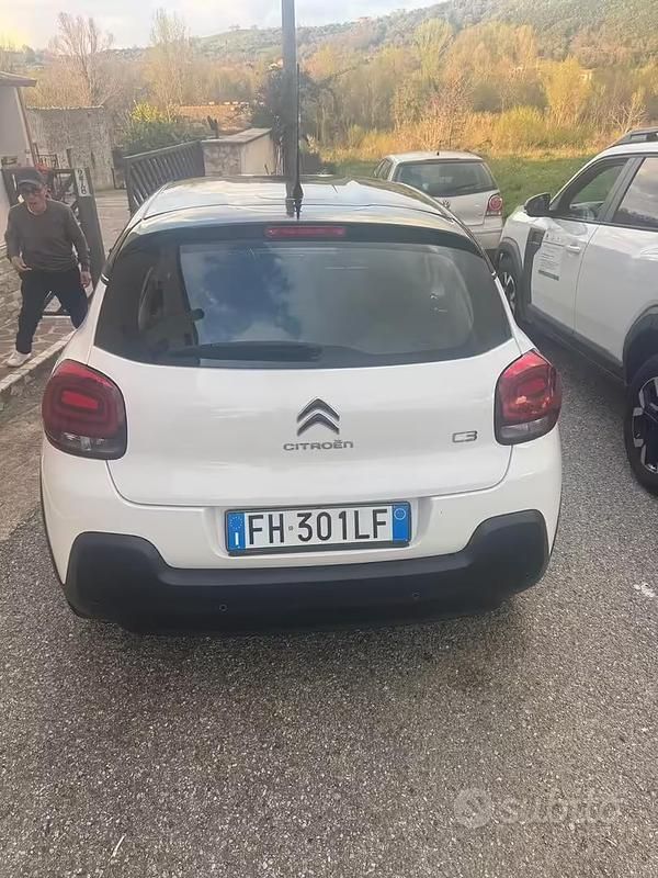 Usata Citroën C3 Shine 75 CV (55 kW) 2017 Berlina