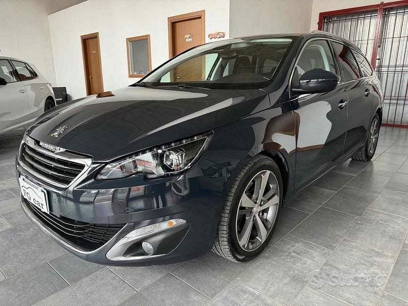 Usata Peugeot 308 Allure 150 CV (110 kW) 2015 Blu Station wagon