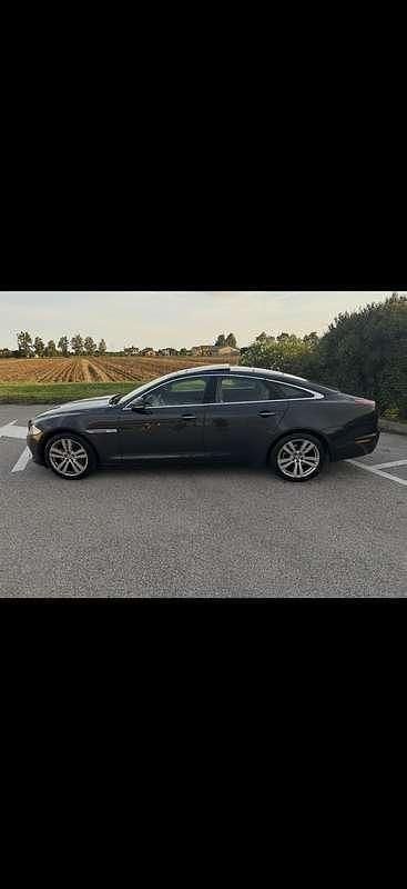 Usata Jaguar XJ Portfolio 275 CV (202 kW) 2012 Berlina