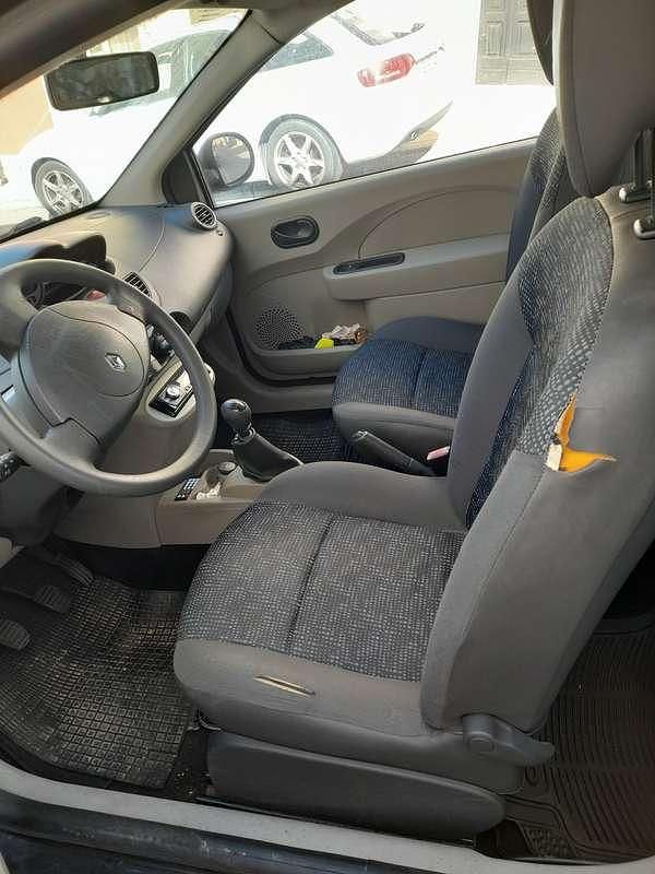 Usata Renault Twingo Dynamique 58 CV (42 kW) 2009 Nero Utilitaria