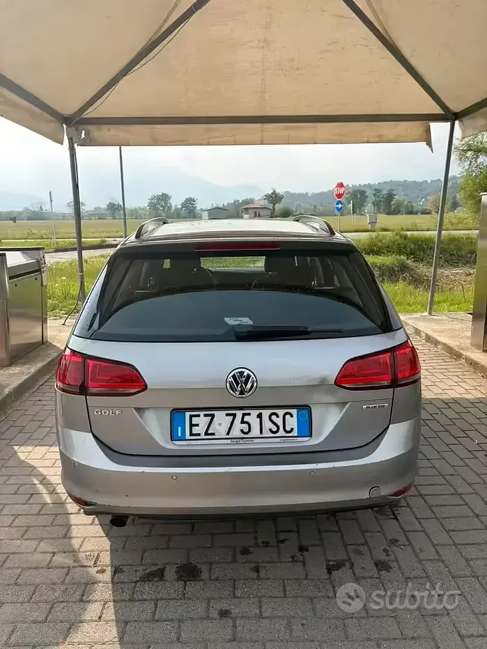 Usata VW Golf VII 110 CV (80 kW) 2015 Grigio Station wagon