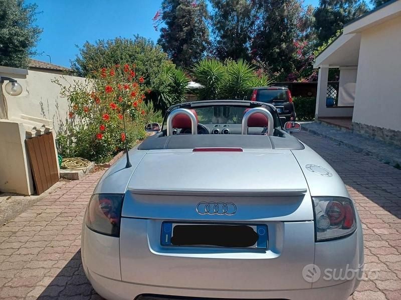 Occasion Audi TT 150 ch (110 kW) 2004 Gris Coupé