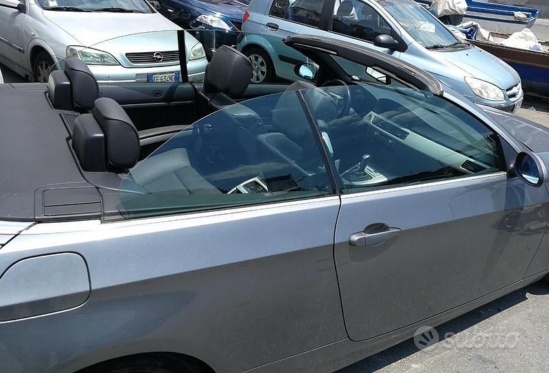 Usata BMW 330 Cabriolet 2007 Grigio Cabrio