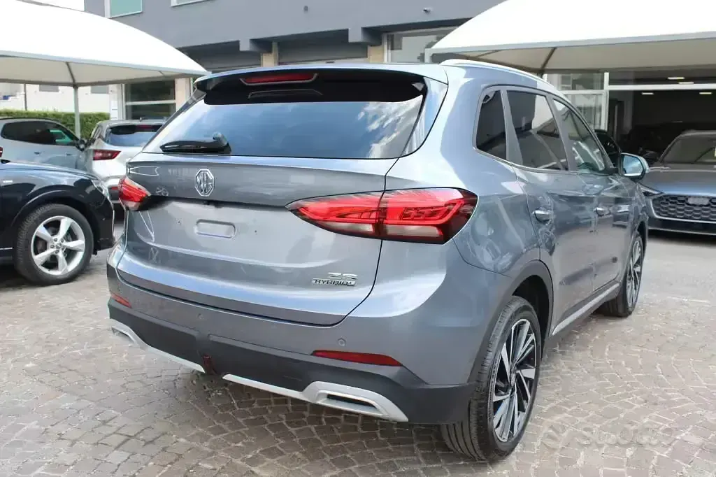 Nuova MG ZS Luxury 102 CV (75 kW) 2026 Grigio SUV