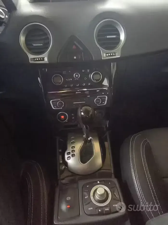 Usata Renault Koleos 173 CV (127 kW) 2014 Nero SUV