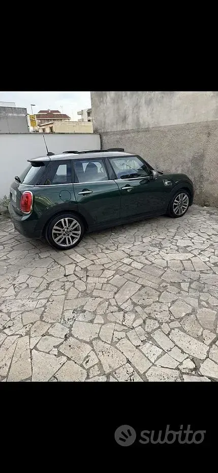 Usata Mini Cooper 116 CV (85 kW) 2016 Verde Utilitaria