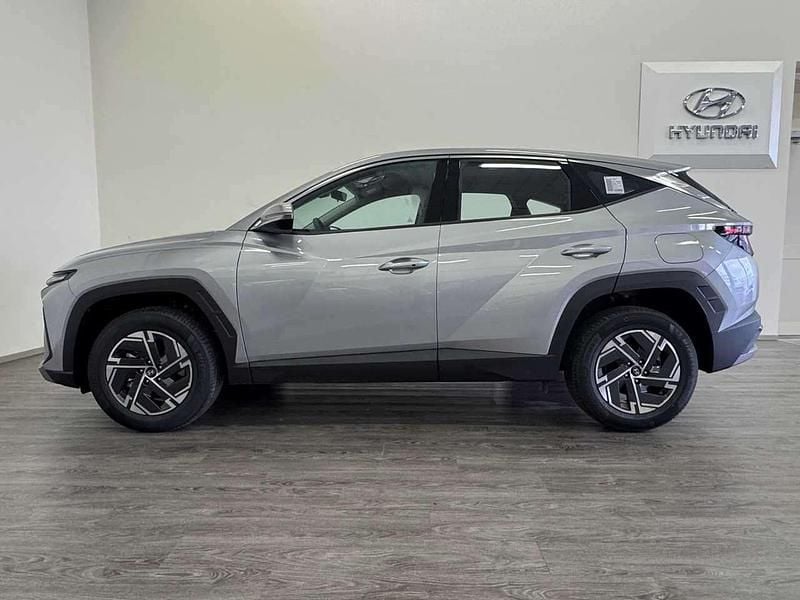 Nuova Hyundai Tucson 159 CV (116 kW) 2025 Shimmering silver SUV