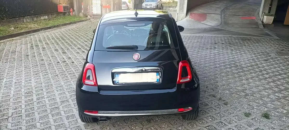 Usata Fiat 500 Lounge 69 CV (50 kW) 2016 Nero metalizzato Utilitaria