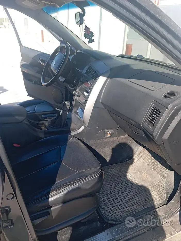 Usata SsangYong Kyron 141 CV (103 kW) 2009 Blu SUV