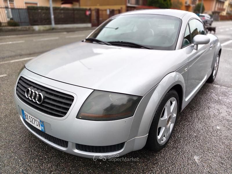 Usata Audi TT 180 CV (132 kW) 2001 Grigio Coupé