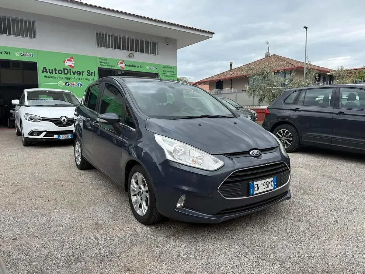 Usata Ford B-MAX 100 CV (73 kW) 2013 Grigio Monovolume