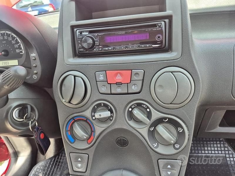 Usata Fiat Panda Dynamic 77 CV (56 kW) 2011 Rosso Utilitaria