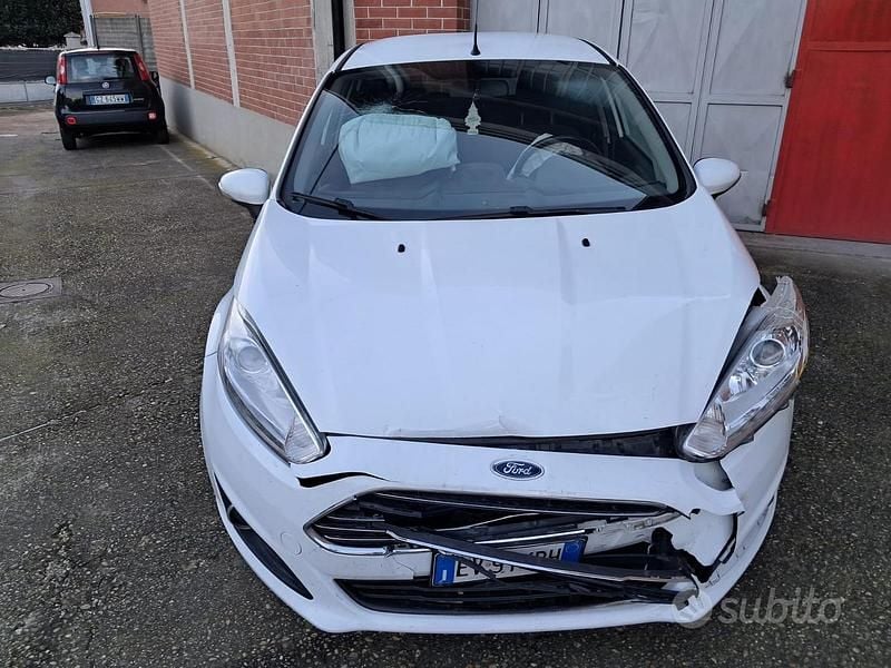 Usata Ford Fiesta 2014 Bianco Utilitaria