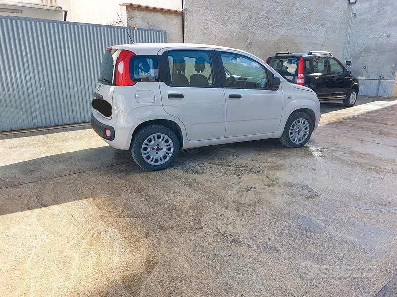 Usata Fiat Panda Pop 69 CV (50 kW) 2014 Marrone Utilitaria